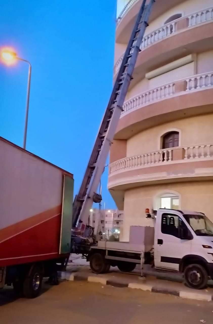 ونش رفع الاثاث بالمعرج السفلي
